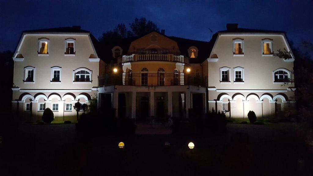 Hotel Regius Opole Exterior photo